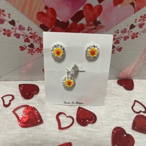 Sterling e .925 Yellow Flower Silver Stud Earrings and Pendant Set